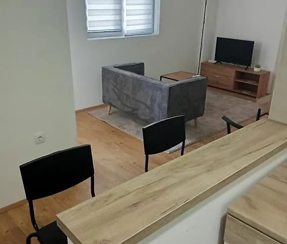 Janicijevic 2 Lejlighed